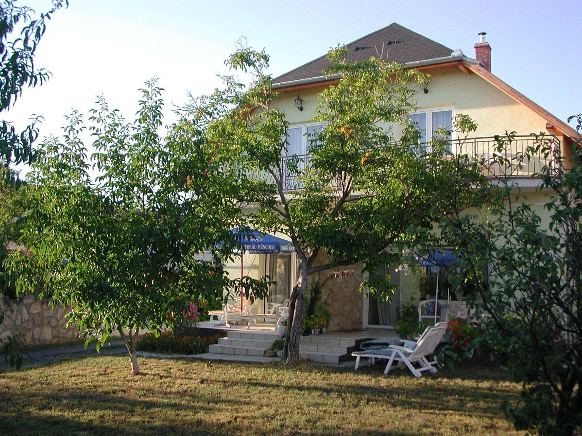 Bed and Breakfast Campari Panzio Gyenesdiás Exterior foto